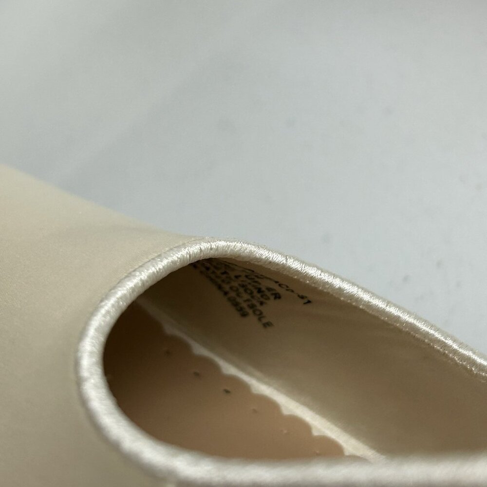 STUNNING Steve Madden Teacup Ivory Satin Sling Back Stiletto Pump Bow Sz 10M NEW - Picture 11 of 16